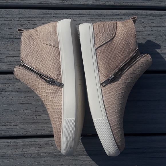 Coconuts by Matisse Shoes - Goya High top Side Zip Sneaker
